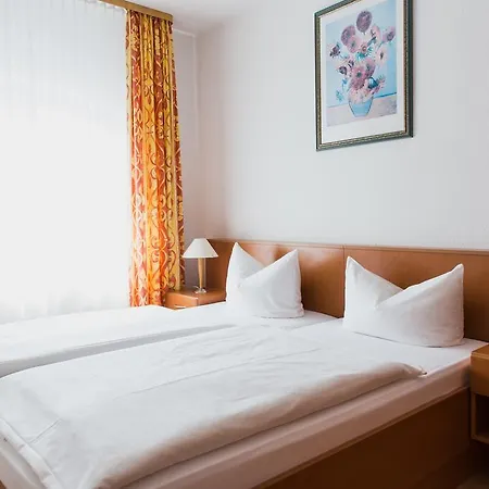 艾特维格鲁德公寓式酒店 3* 韦尼格罗德